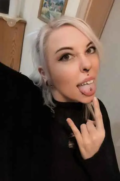 Live Cam